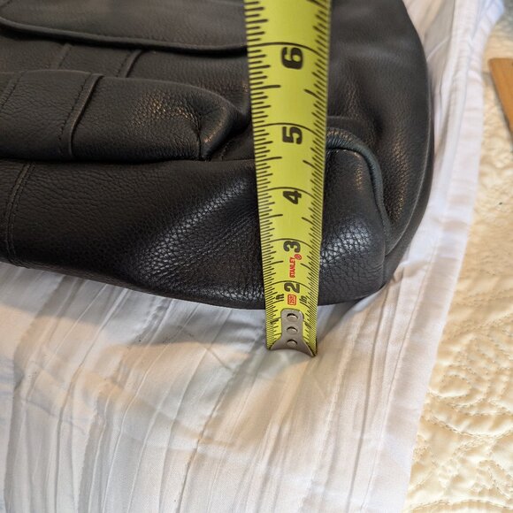 FOSSIL Leather Shoulder bag comes with original Key with Attach Outside Wallet - Picture 11 of 12